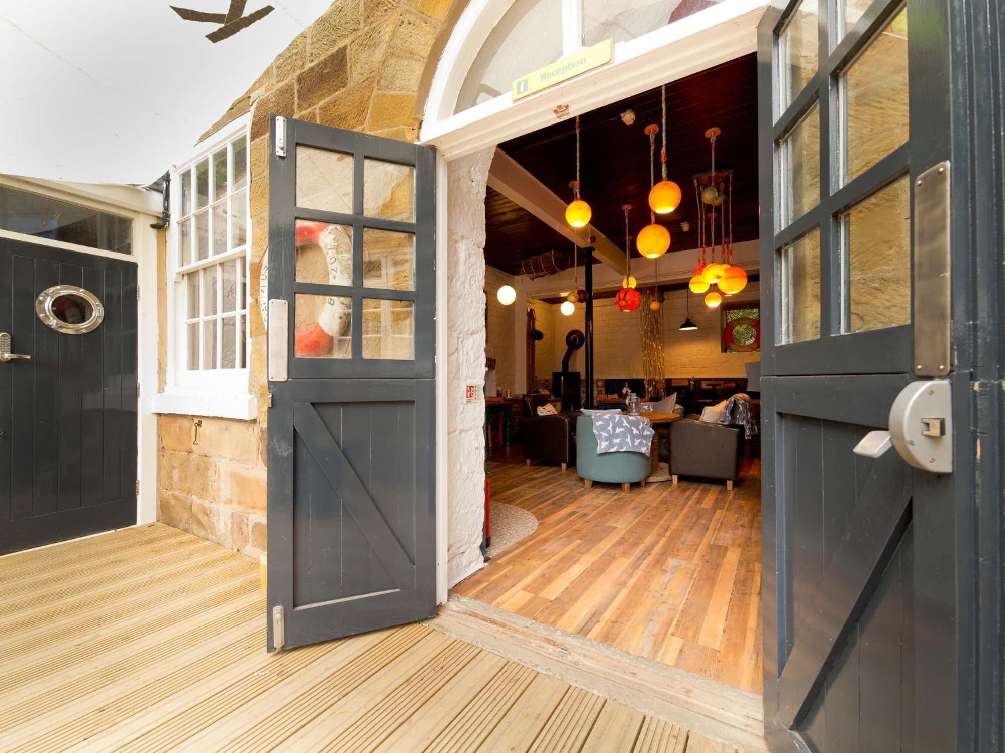 Yha Boggle Hole Hostel Fylingthorpe Екстериор снимка